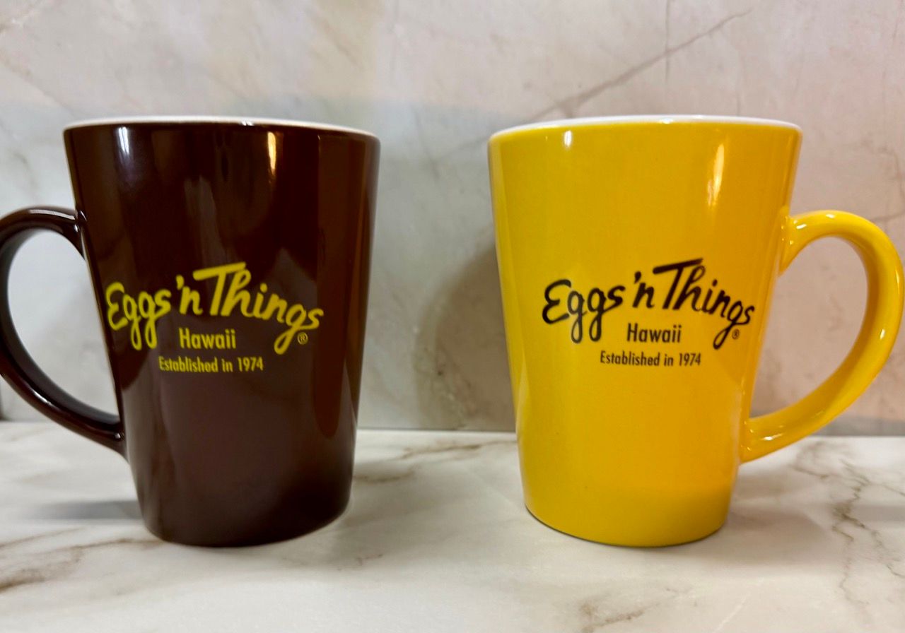 カスタムショートスタックマグカップ（ブラウンとイエロー）