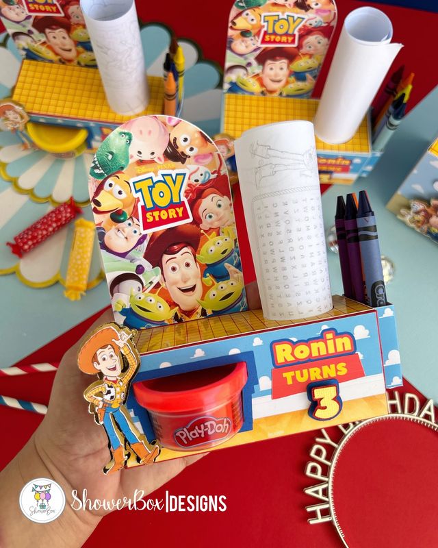 CAJA PERSONALIZADA INTERACTIVA/ INTERACTIVE BOX