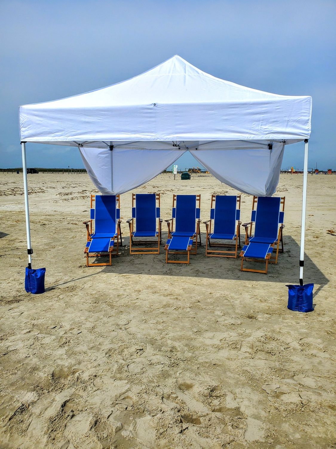 AIA Sandcastle Cabana and 4 Loungers