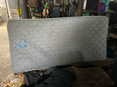 MATTRESS (ANY SIZE) DISPOSAL SERVICE