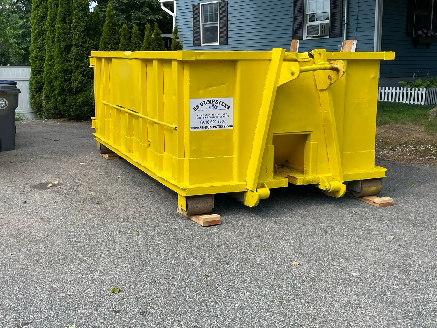15-Yard Dumpster Rental