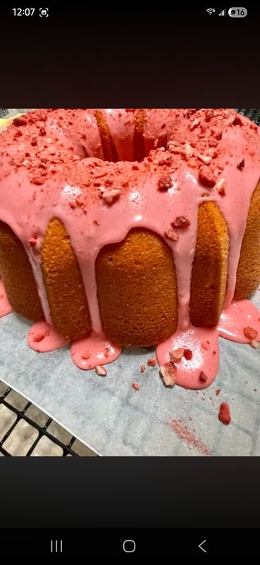 Strawberry Pound Cake