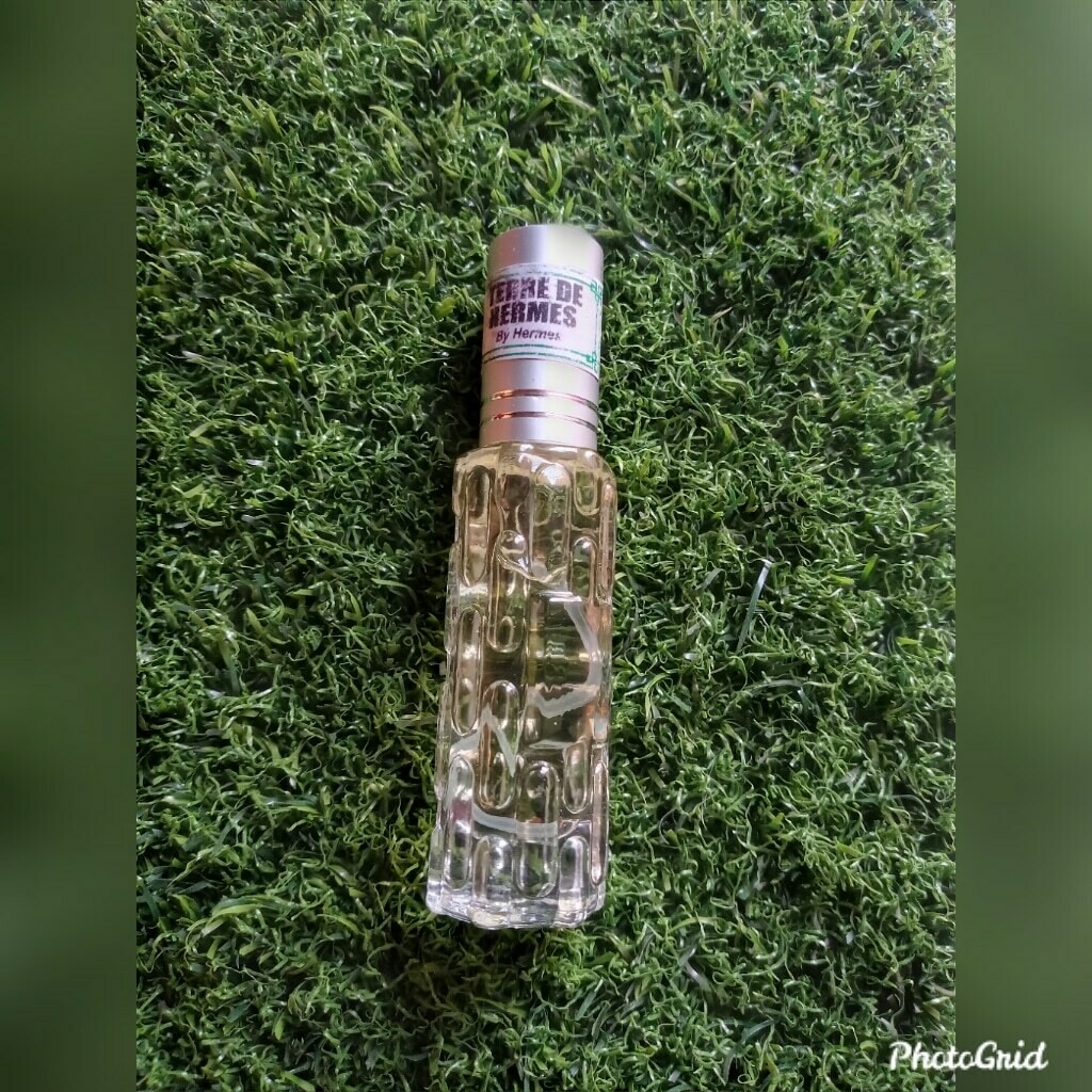 10mls with a sample of 3mls