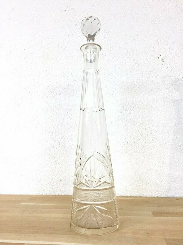 Carafe ancienne en cristal blanc