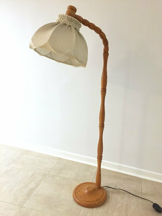 Lampadaire scandinave en pin, 1960