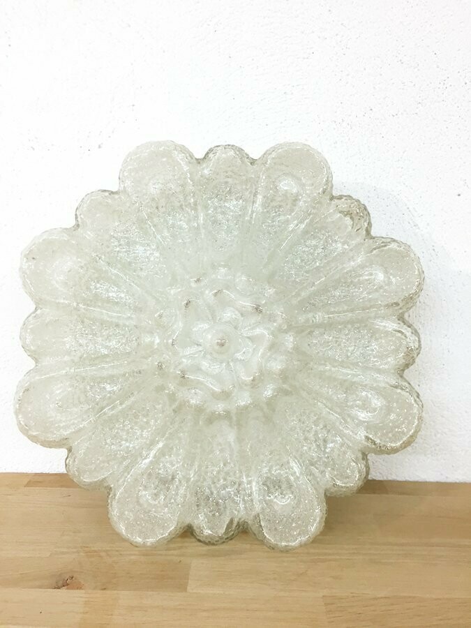 Plafonnier verre forme fleur, 1960