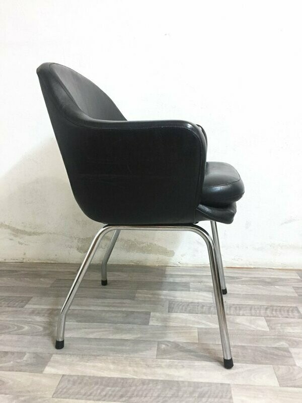 Fauteuil bureau skaï et chrome 1970