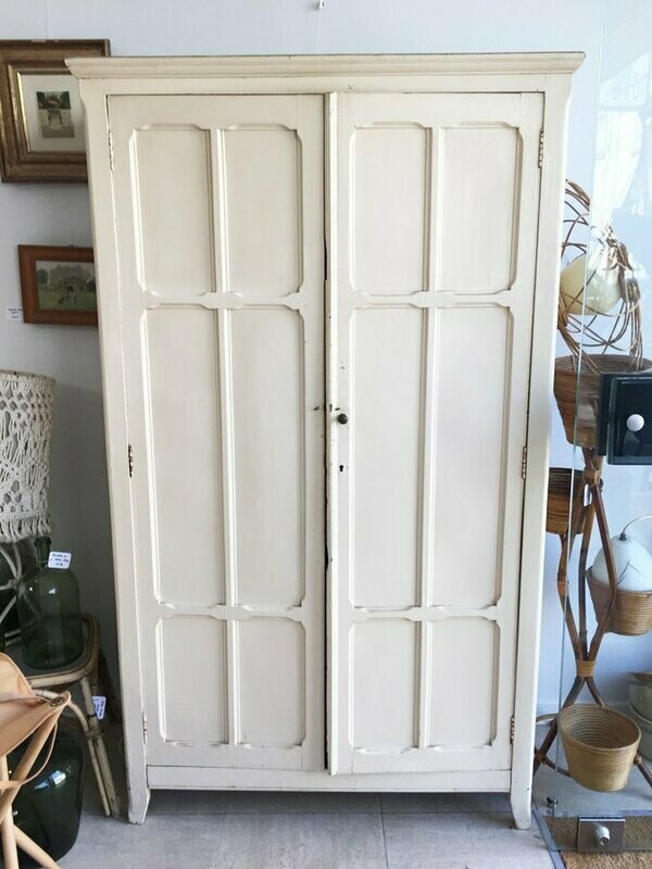 Armoire parisienne vintage, 1950