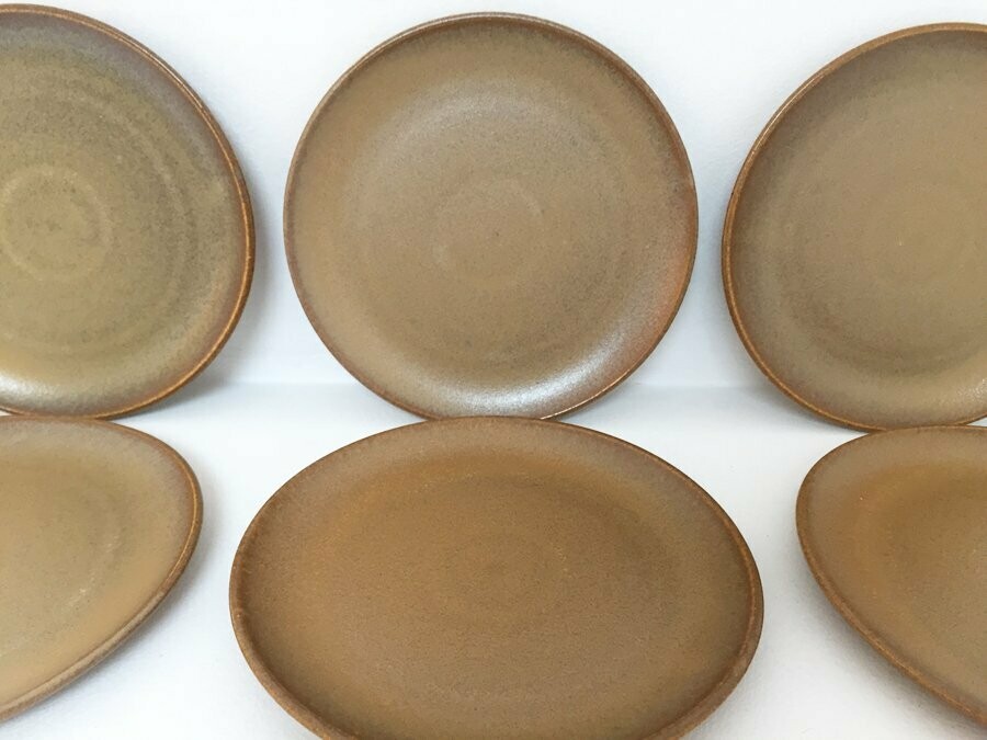 6 assiettes en grès vintage, 1970