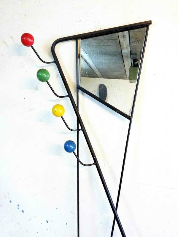 Porte manteaux - vestiaire boules ROGER FERAUD, 1960