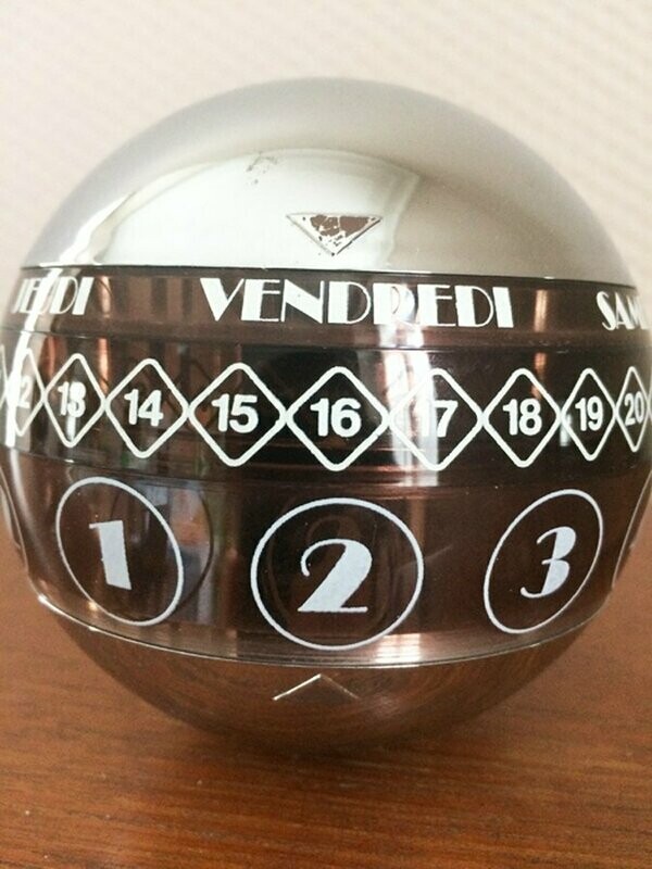 Calendrier dateur Space age, années 70