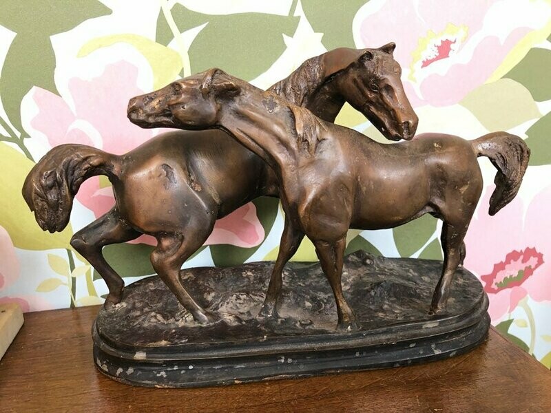 Accolade de chevaux, bronze, début 20ème