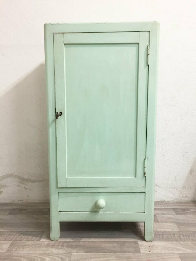 Armoire vintage 1950