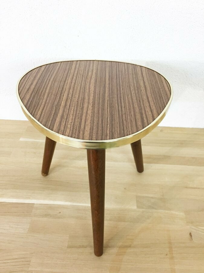 Guéridon vintage tripode formica, 1960