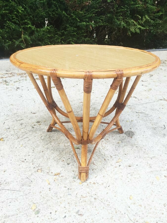 Table basse tripode en rotin, 1960