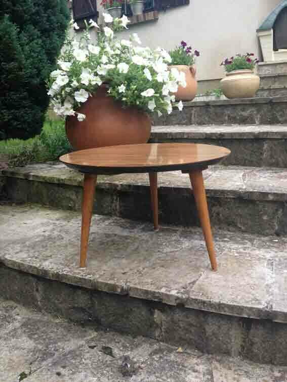 Table tripode Formica, 1960