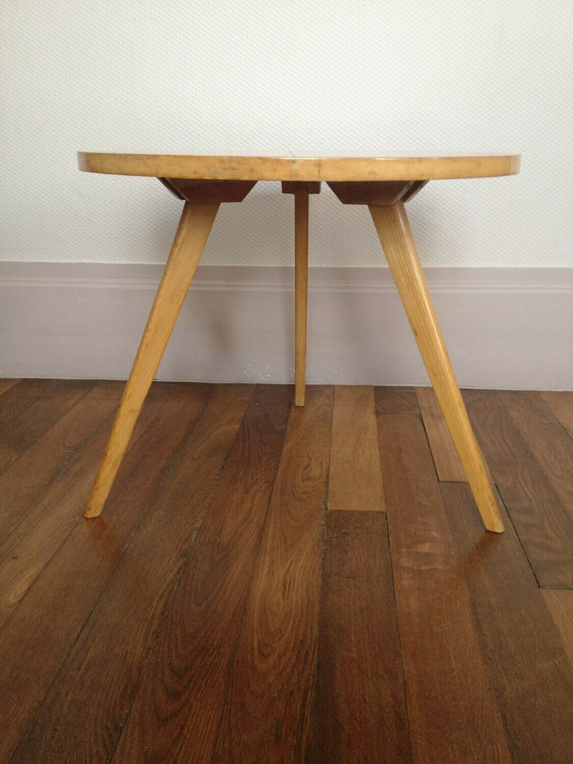 Table tripode pieds compas, 1960
