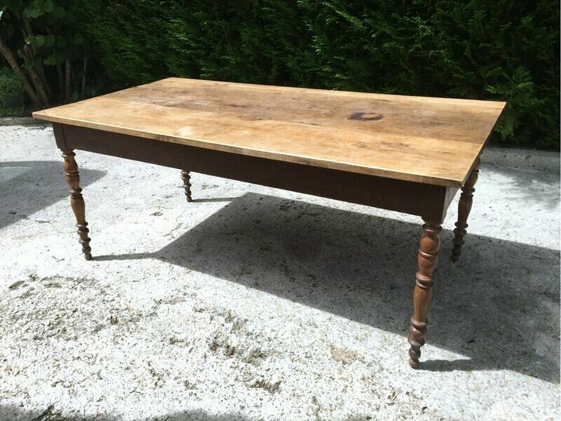 Table de ferme du début du XXème
