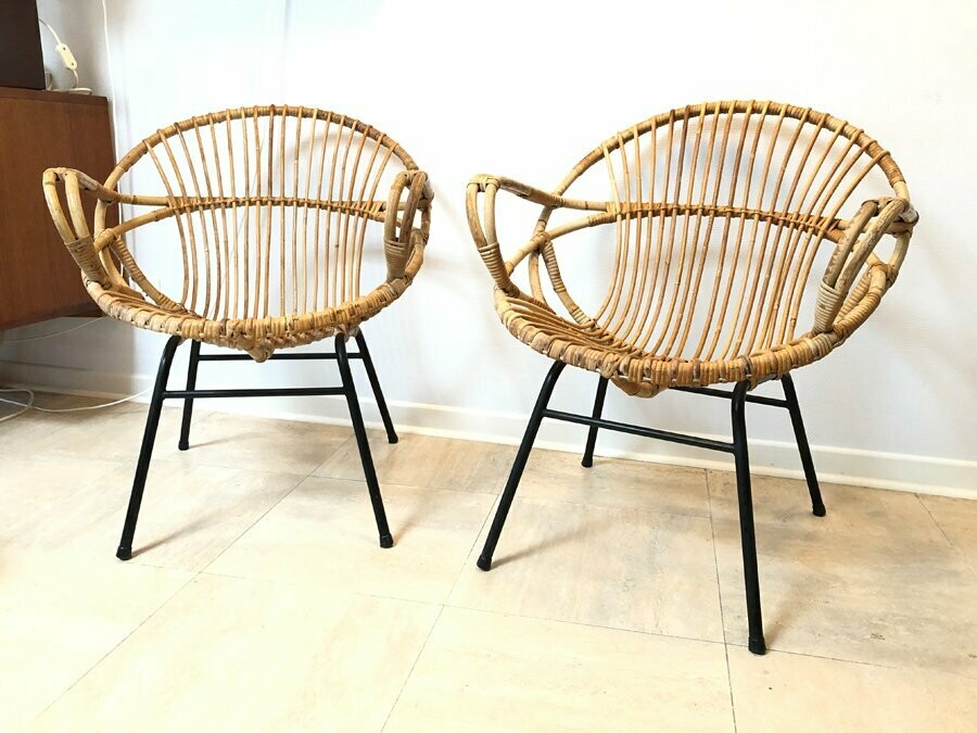 Paire de fauteuils rotin pieds métal 1960