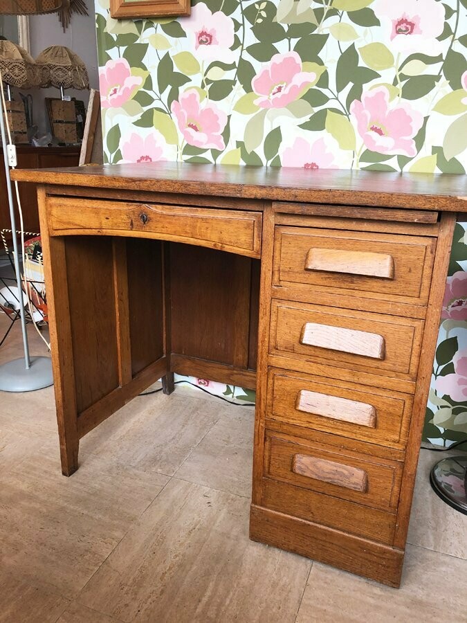 Bureau de Maitre, 1950