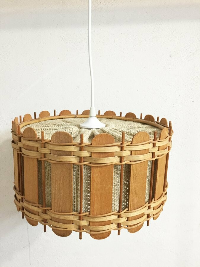 Suspension rotin vintage, 1960