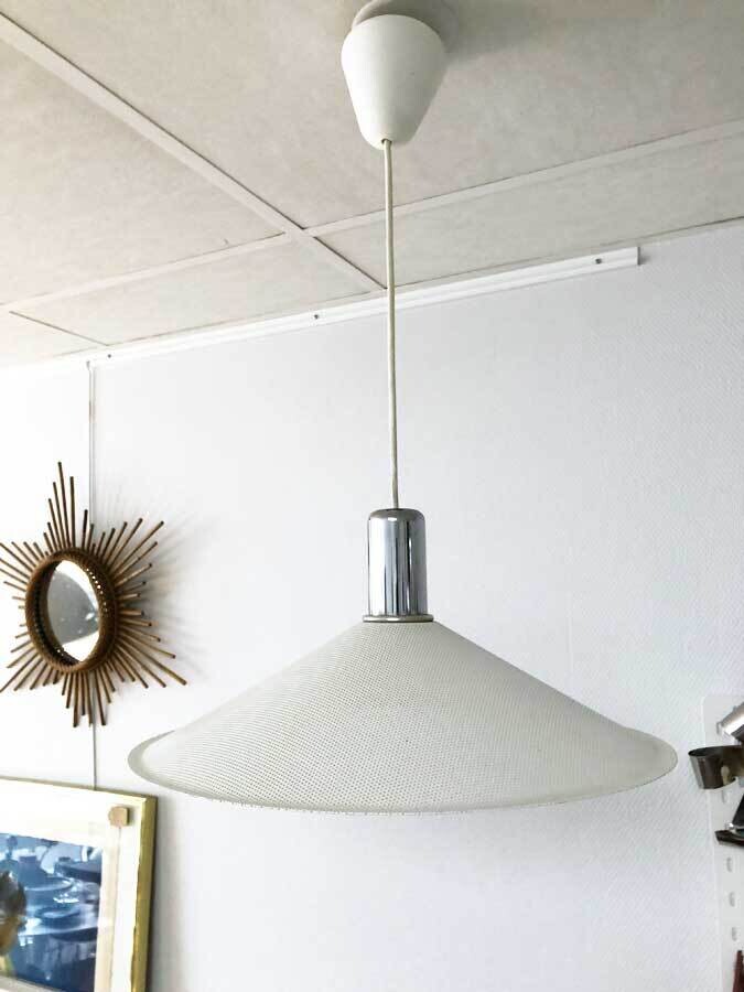 Suspension scandinave en métal perforé, 1970