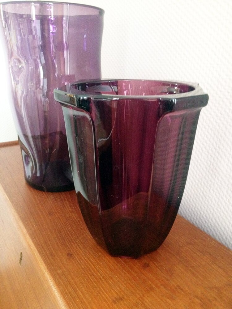 Vase en cristal art déco violet, 1930
