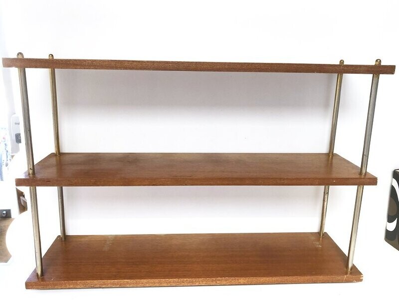 Étagère à poser bois et laiton 1960
