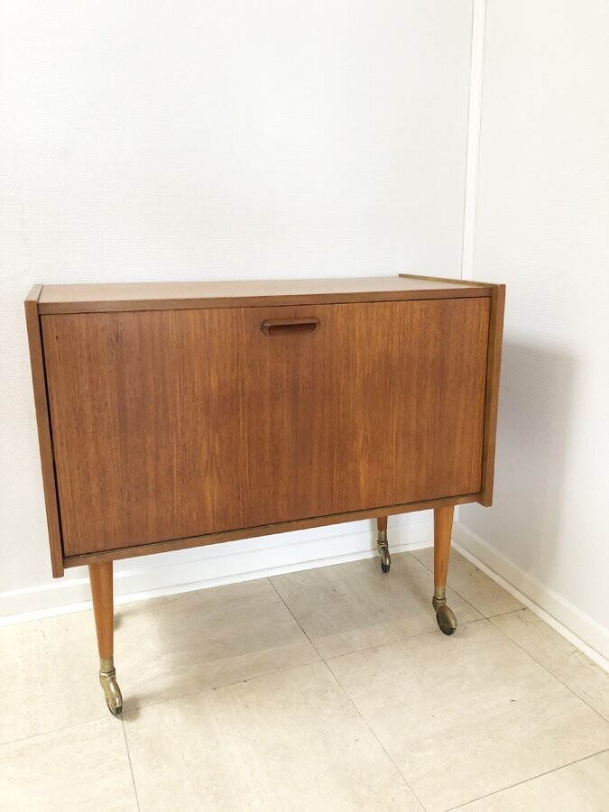 Bar à roulettes scandinave teck, 1970