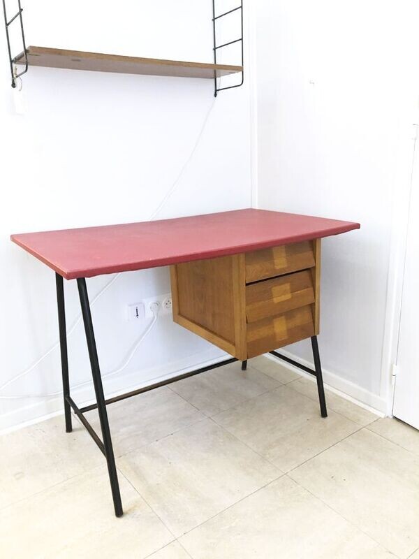 Bureau enfant vintage rouge, 1960