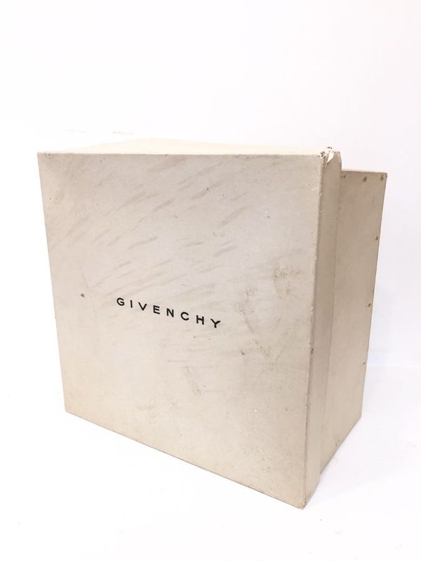 Boîte a chapeau Givenchy, 1930