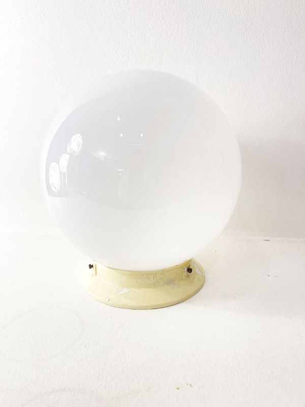 Plafonnier boule verre opalin, 1960
