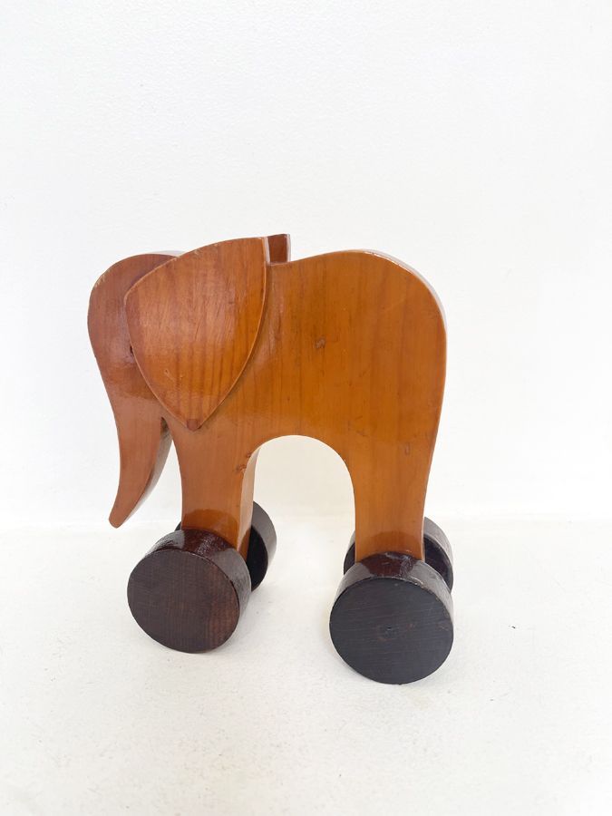 Éléphant en bois – Style Steiff, circa 1930