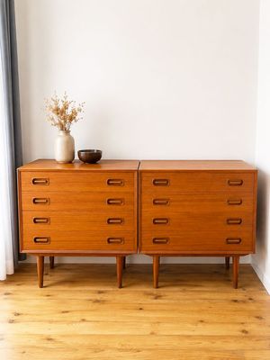 Armoires, commodes