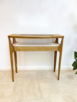 Tables d'appoint, consoles