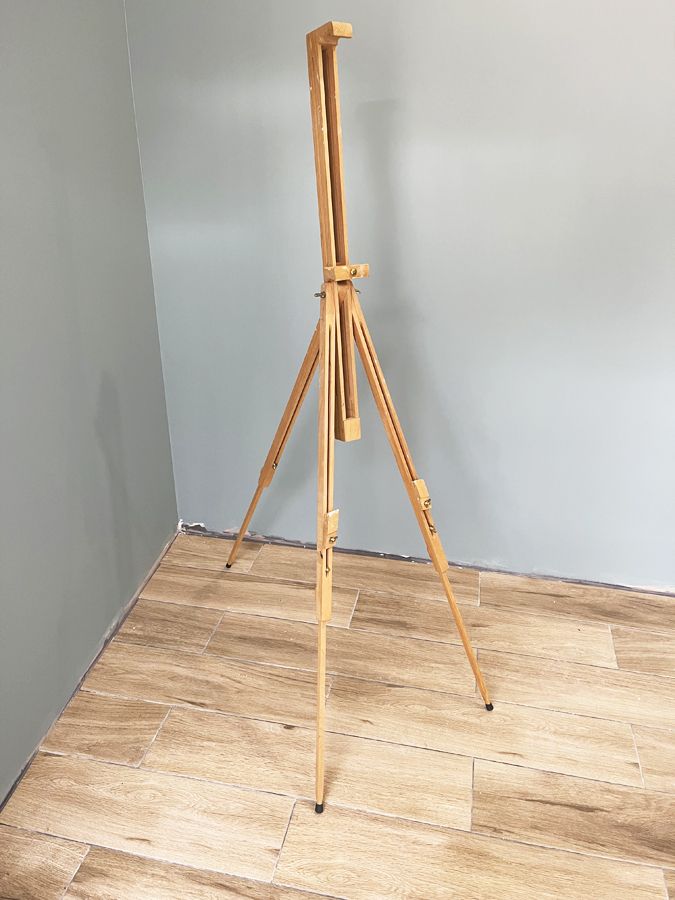 Chevalet de campagne vintage en hêtre huilé – DMC