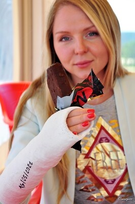 Svitlana SAFS - VIDEO 01: Tourist in cast