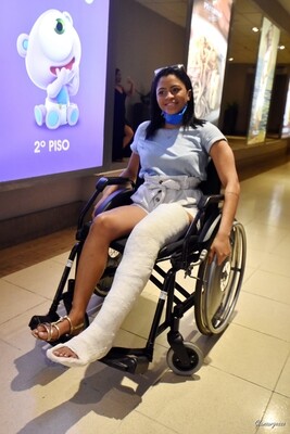 Yasmine LLC - VIDEO 04: Shopping in wheelchair