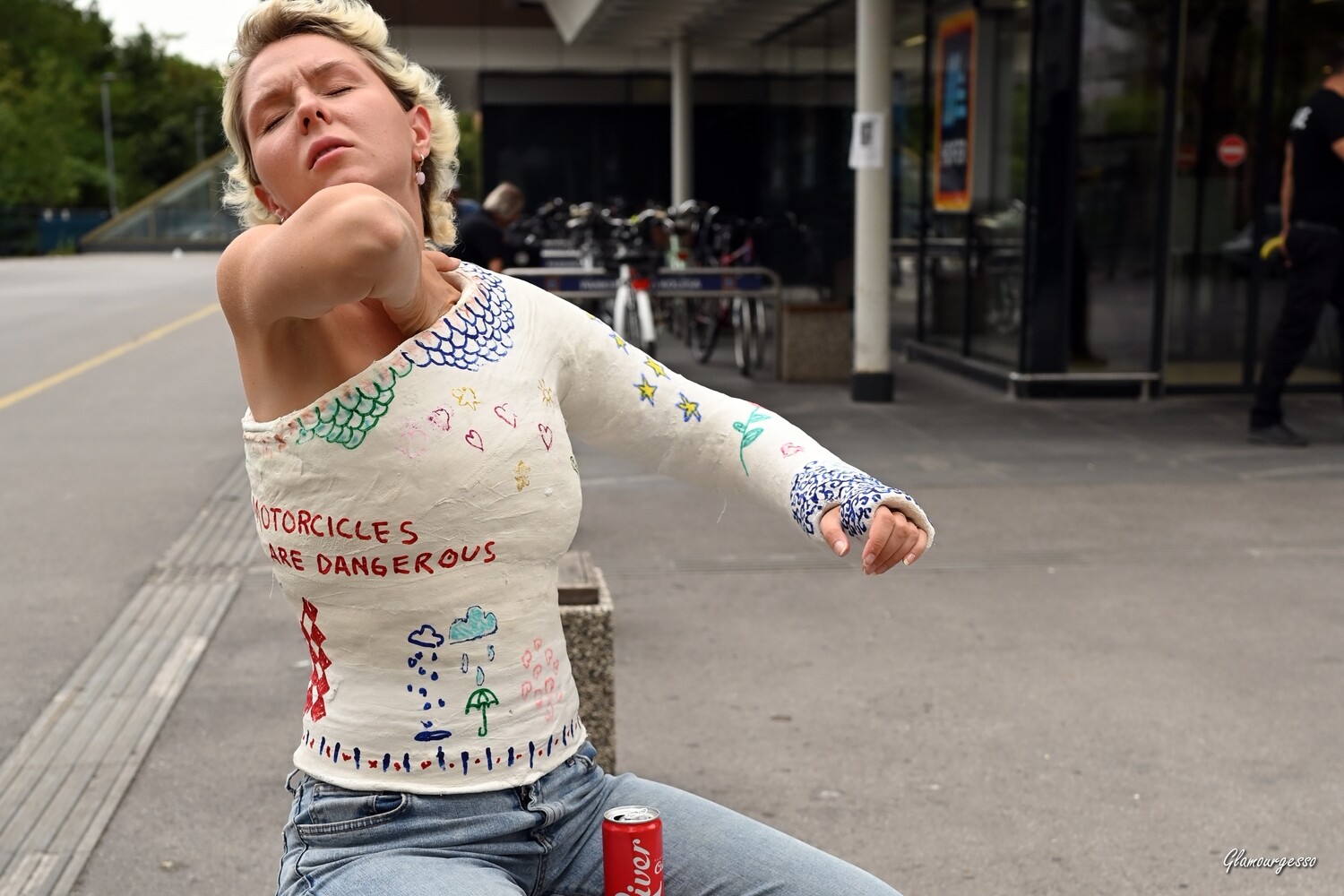Svitlana SS - VIDEO 03: Bottle and can nightmare