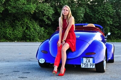 Svitlana Red CLC - VIDEO 08: Red heels before getting free