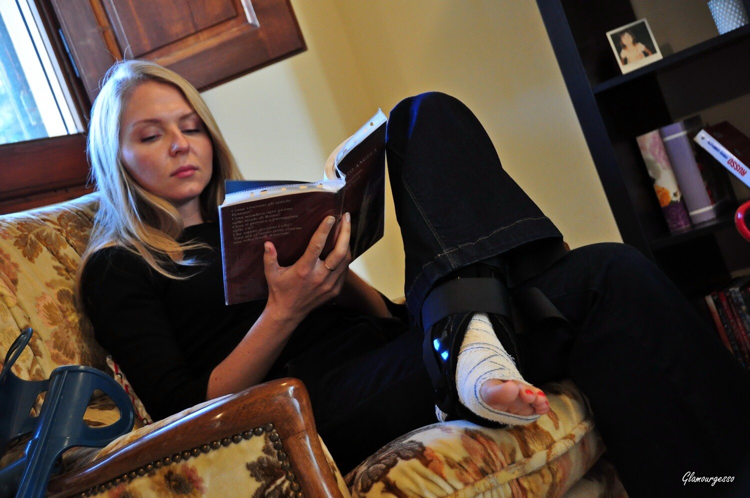 Svitlana Aircast - VIDEO 03: Relaxing before heels