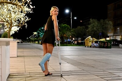 Svitlana Blue SLC 2022 - VIDEO 02: Nightwalk on crutches