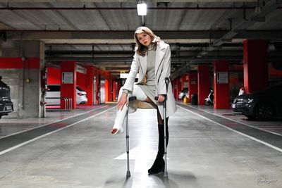 Svitlana LLC 2024 - VIDEO 01: Elegant evenining with broken leg