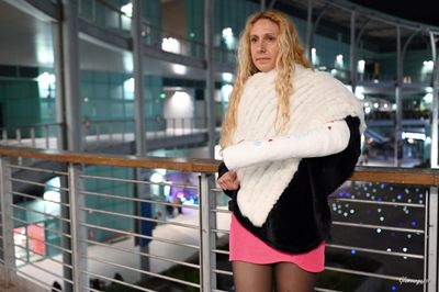 Celine SS - VIDEO 07: Showing my legs at the mall