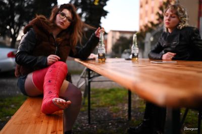Sara Red LLC - VIDEO 06: Warming my poor toes