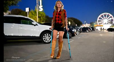 Svitlana Sprain - VIDEO 02: Tonic legs in Texas boots