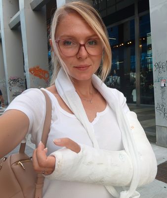 Svitlana LAC+MultiBrace - VIDEO 02: A whole day with my cast