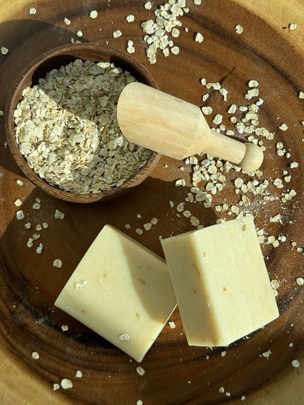 OATMEAL + SEA SALT Exfoliating Soap Bar