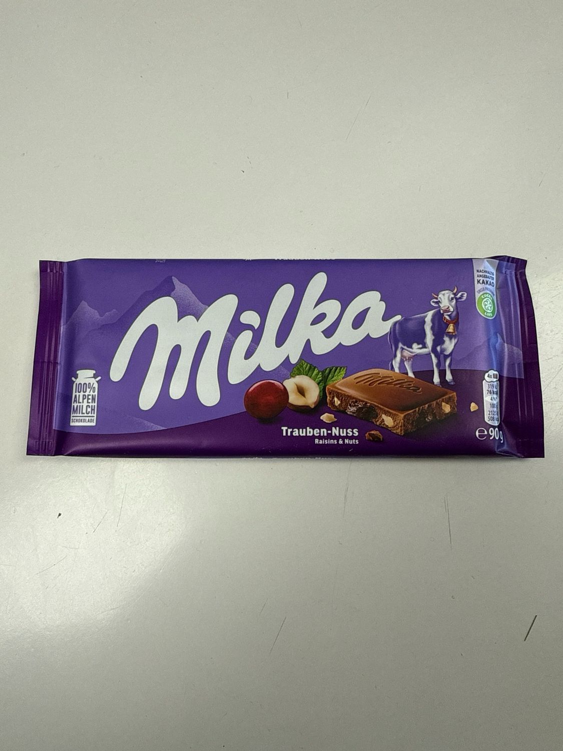 Milka Raisins Hazelnuts