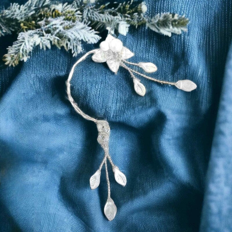 Ear Cuff Aurora Frost Vine Wrap, No Piercing 